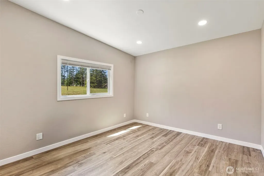 1785 Centralia Alpha Road Chehalis WA 98532