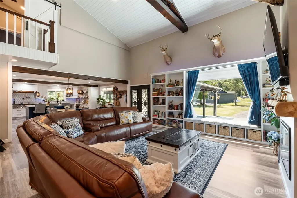 1785 Centralia Alpha Road Chehalis WA 98532