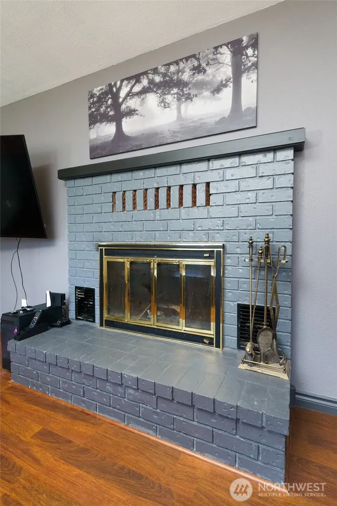 1225 SW Barrington Drive Oak Harbor WA 98277
