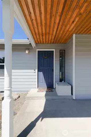 1225 SW Barrington Drive Oak Harbor WA 98277