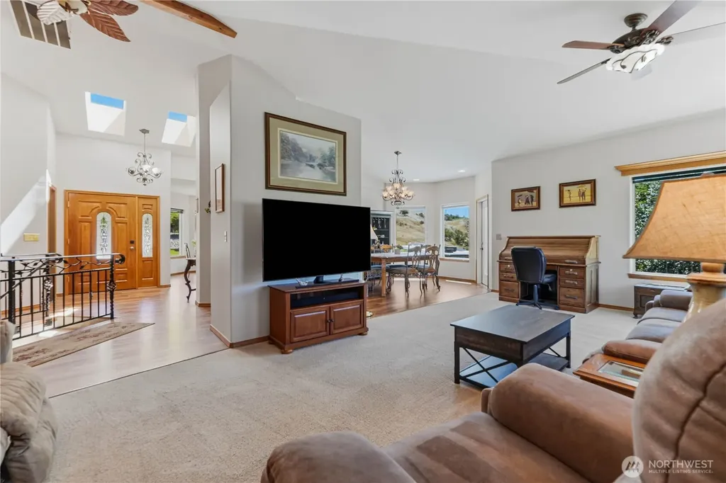 3870 Sunridge Lane Wenatchee WA 98801