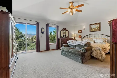 3870 Sunridge Lane Wenatchee WA 98801