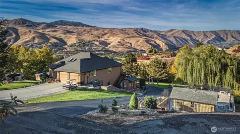 3870 Sunridge Lane Wenatchee WA 98801