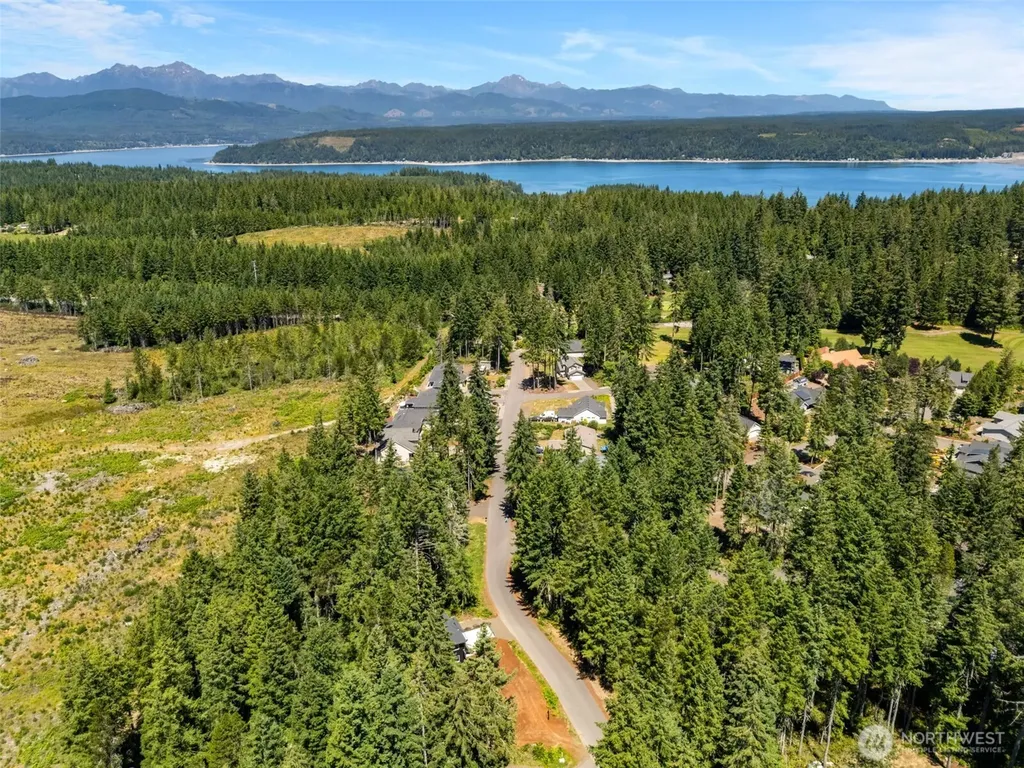 21 E Country Club Drive N Union WA 98592