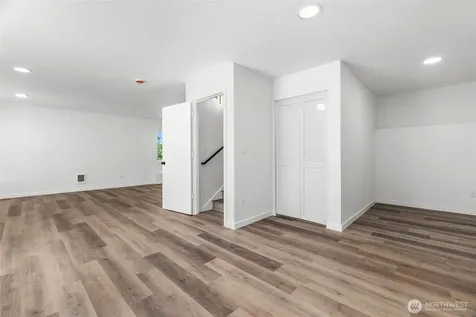 21 E Country Club Drive N Union WA 98592