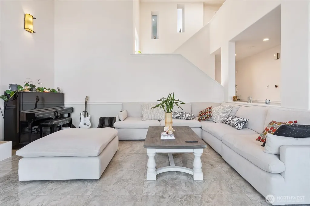 9844 Arrowsmith Avenue S Seattle WA 98118
