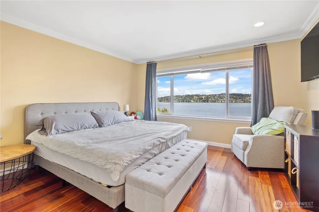 9844 Arrowsmith Avenue S Seattle WA 98118