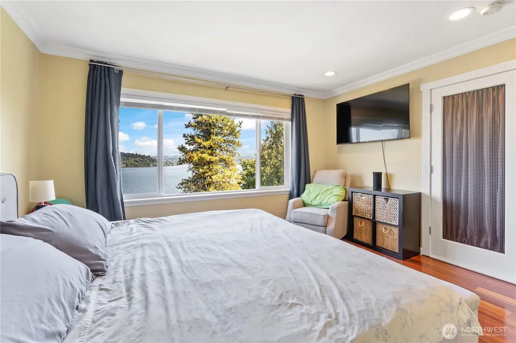 9844 Arrowsmith Avenue S Seattle WA 98118