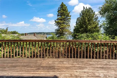 9844 Arrowsmith Avenue S Seattle WA 98118