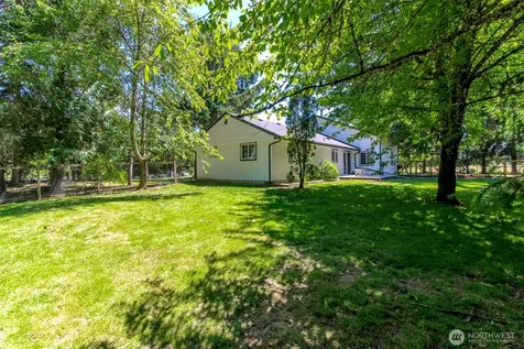12524 Bingham Avenue E Tacoma WA 98446