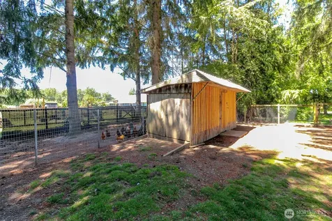 12524 Bingham Avenue E Tacoma WA 98446