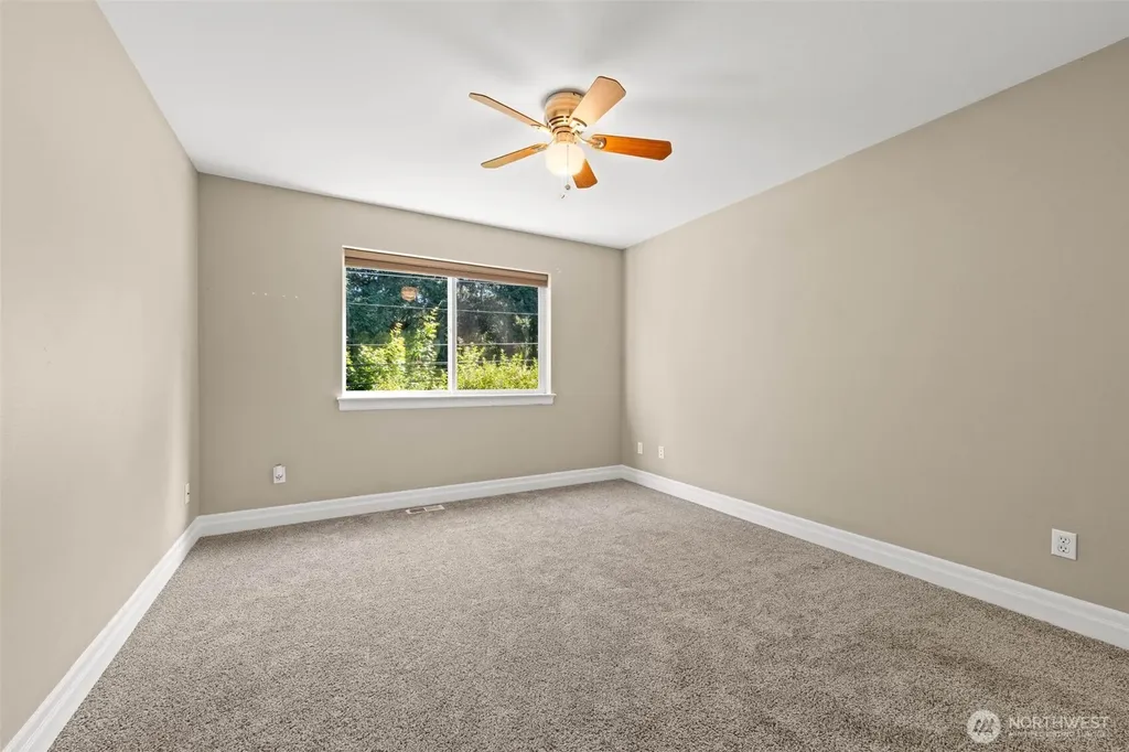 1026 Pinehurst Street Fircrest WA 98466