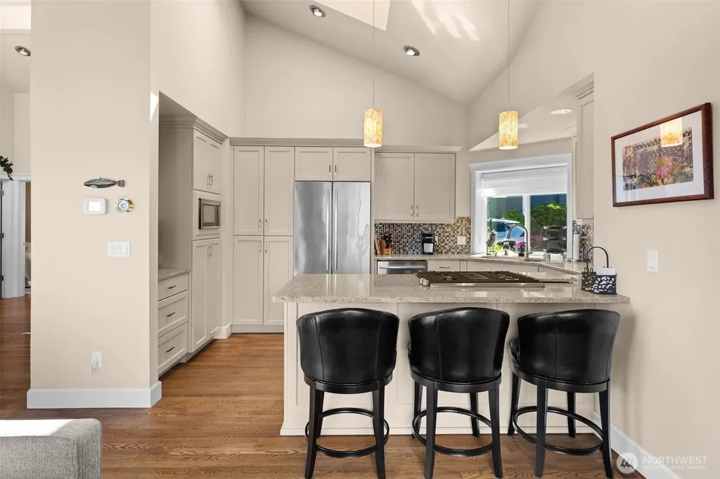 6744 Port Lane Gig Harbor WA 98335