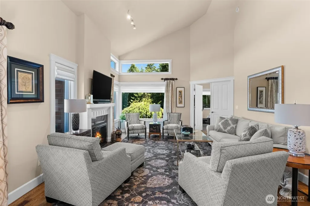 6744 Port Lane Gig Harbor WA 98335