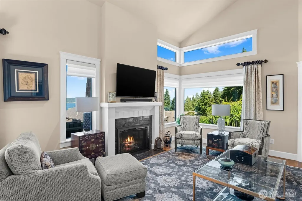 6744 Port Lane Gig Harbor WA 98335