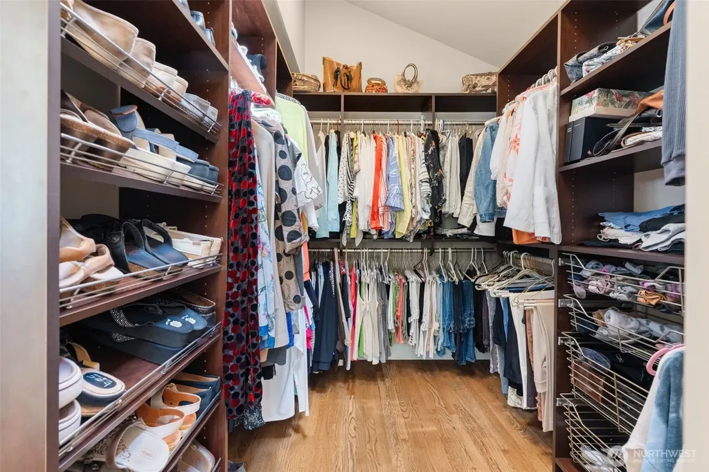 6744 Port Lane Gig Harbor WA 98335