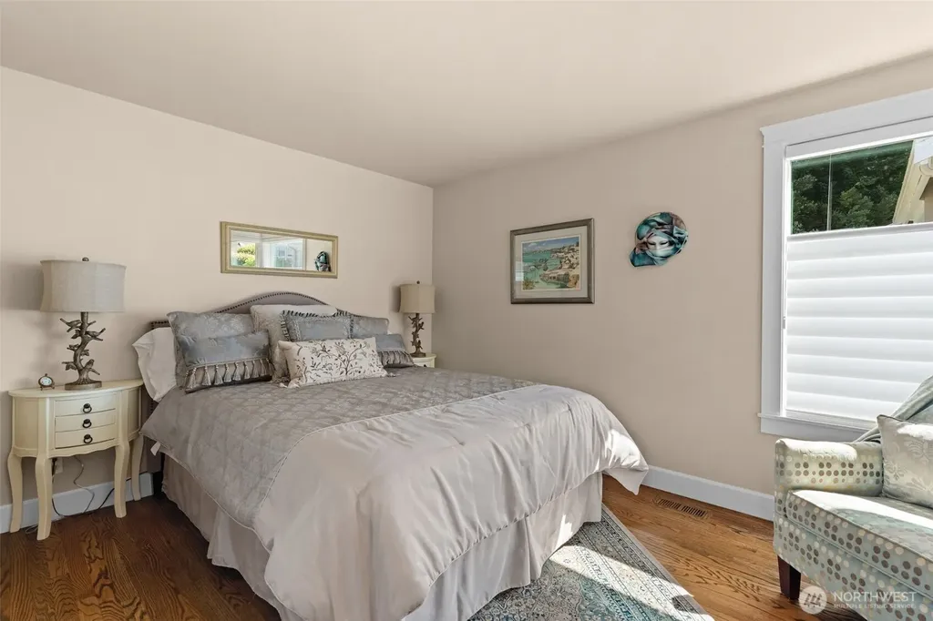 6744 Port Lane Gig Harbor WA 98335