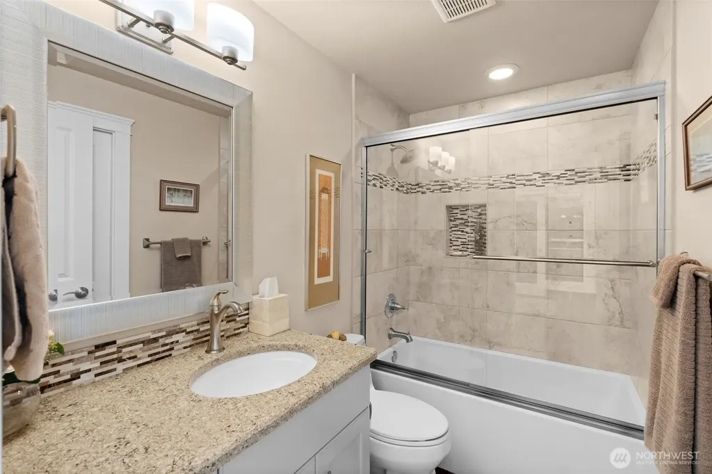 6744 Port Lane Gig Harbor WA 98335