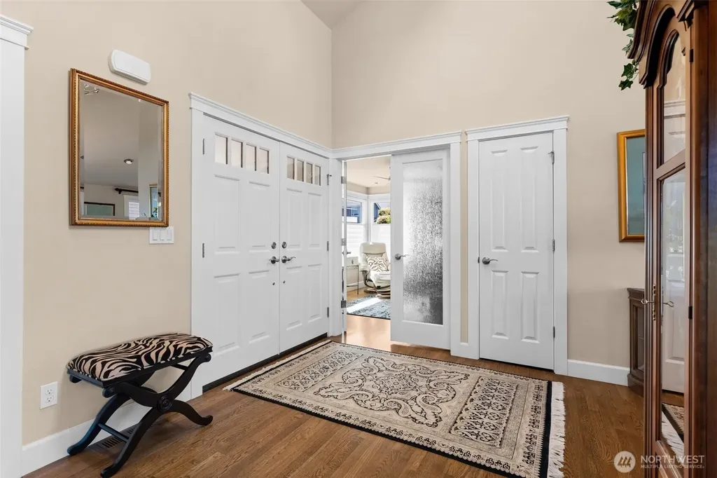 6744 Port Lane Gig Harbor WA 98335
