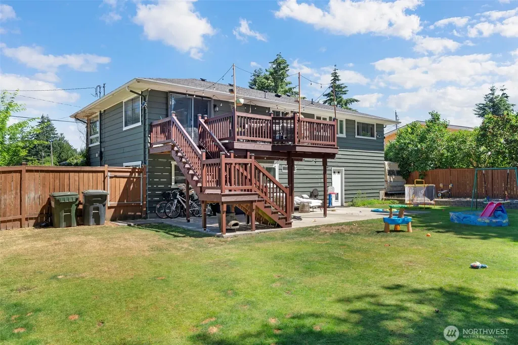 1803 S 232nd Street Des Moines WA 98198