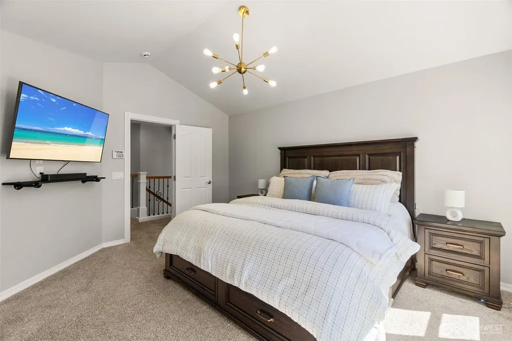 13504 Spiketon Road E Buckley WA 98321