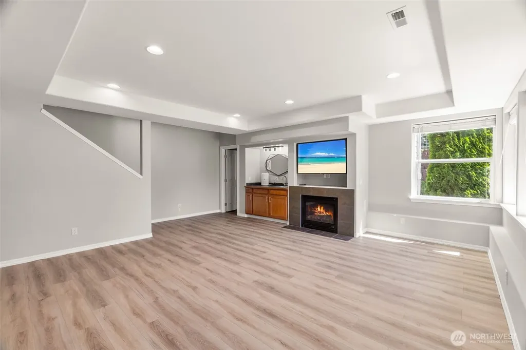 13504 Spiketon Road E Buckley WA 98321