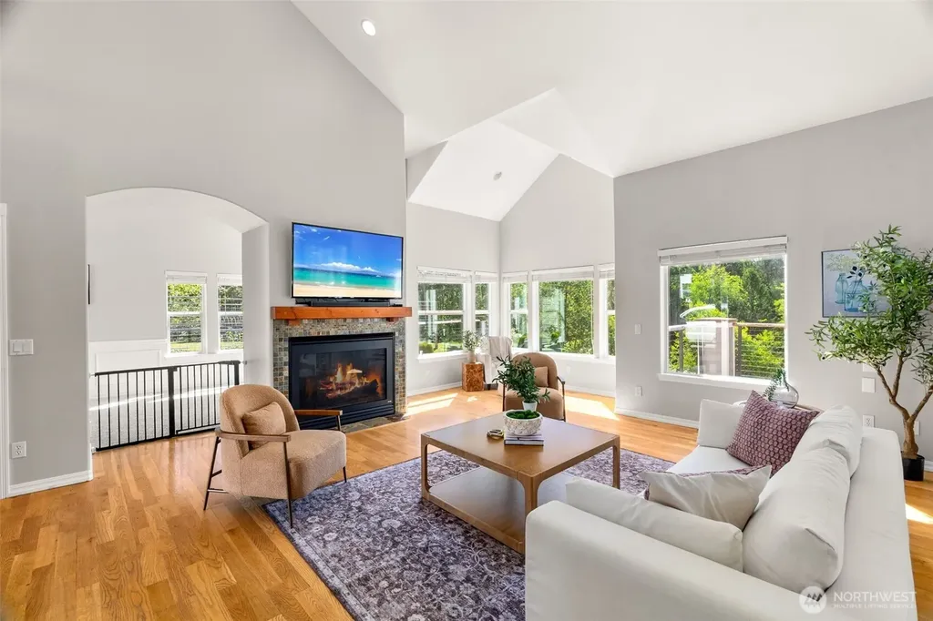 13504 Spiketon Road E Buckley WA 98321