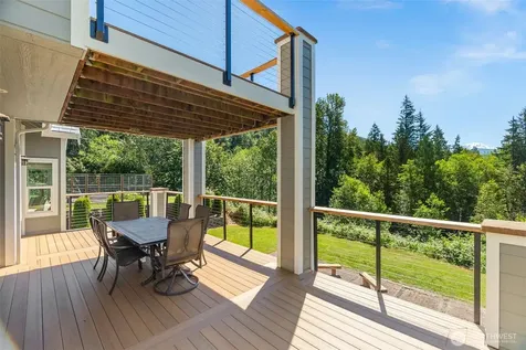 13504 Spiketon Road E Buckley WA 98321