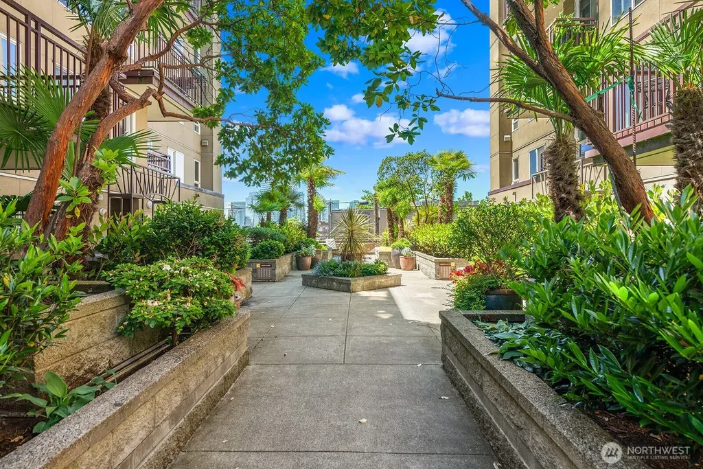 1711 E Olive Way Seattle WA 98102