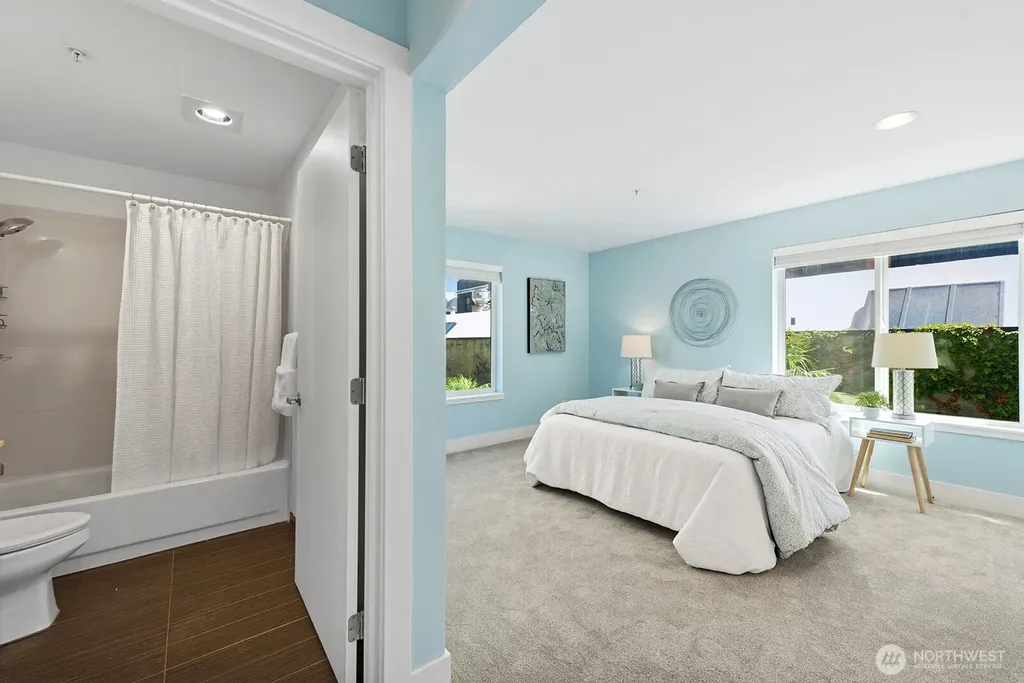 1711 E Olive Way Seattle WA 98102
