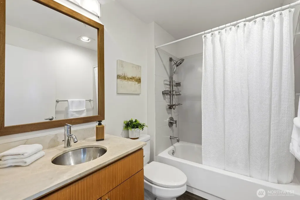 1711 E Olive Way Seattle WA 98102