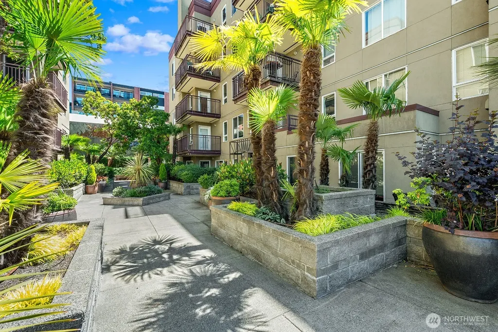 1711 E Olive Way Seattle WA 98102