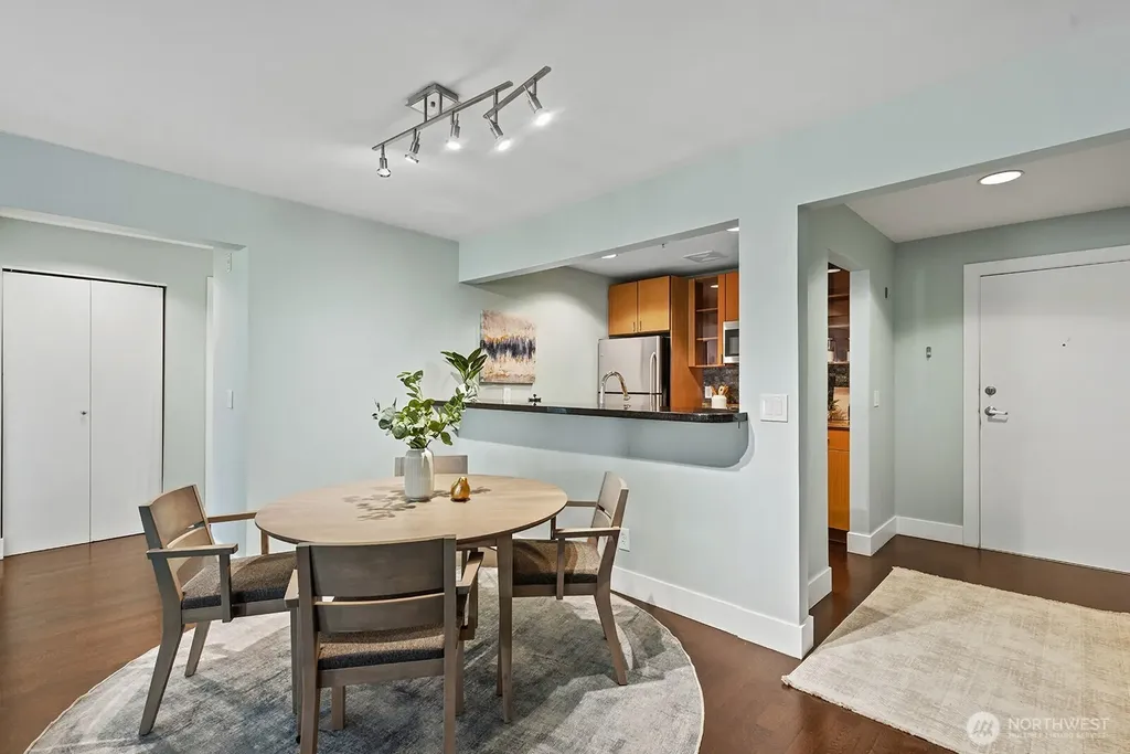 1711 E Olive Way Seattle WA 98102