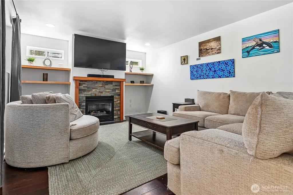 2389 W 95th Terrace Blaine WA 98230