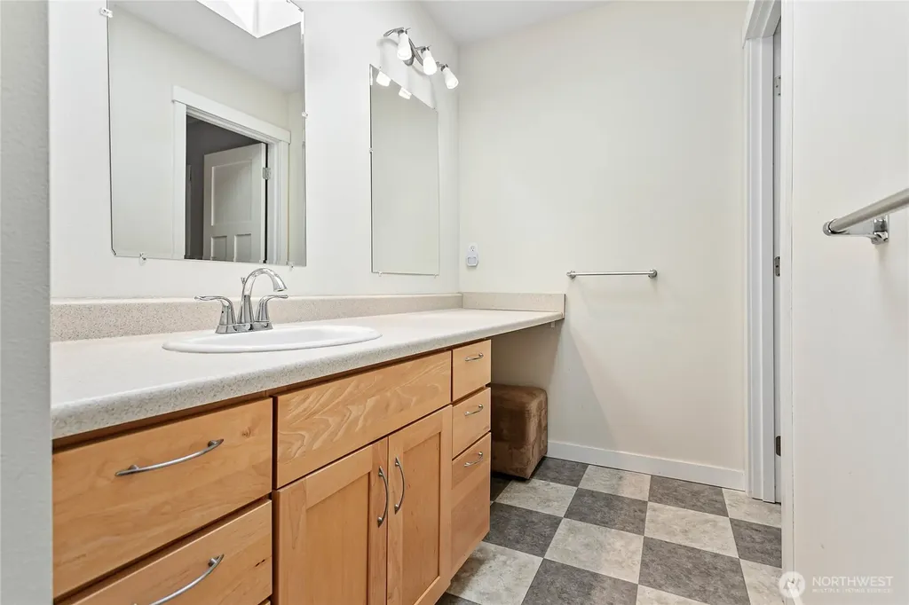 2389 W 95th Terrace Blaine WA 98230