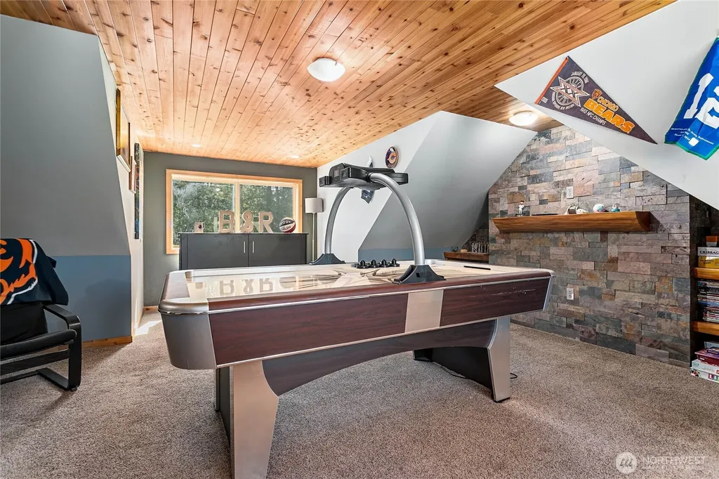 2389 W 95th Terrace Blaine WA 98230