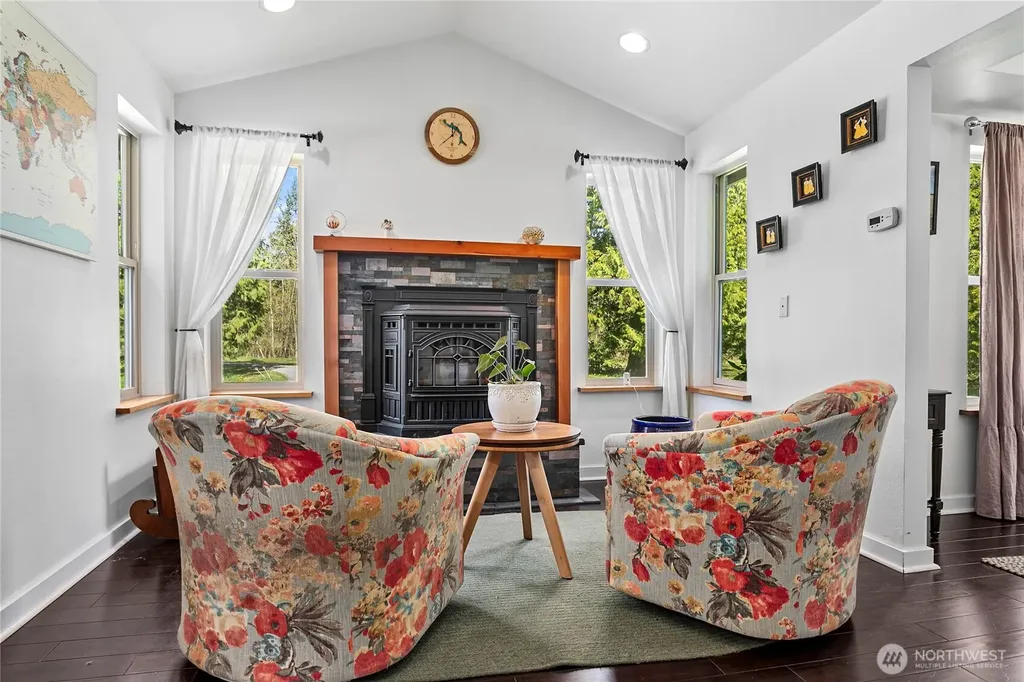 2389 W 95th Terrace Blaine WA 98230