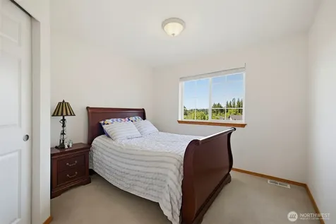 19824 83rd Place NE Kenmore WA 98028