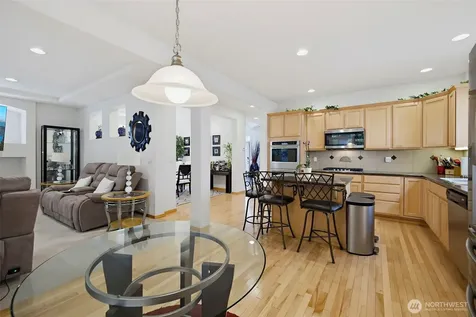 19824 83rd Place NE Kenmore WA 98028
