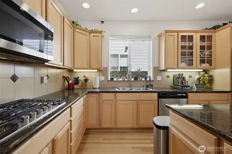 19824 83rd Place NE Kenmore WA 98028