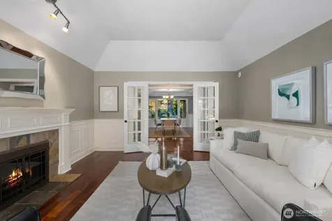 21603 NE 22nd Court Sammamish WA 98074