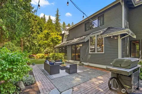 21603 NE 22nd Court Sammamish WA 98074