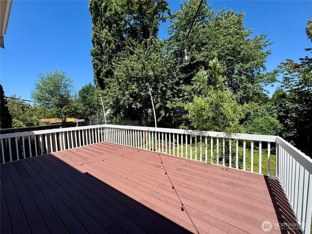 1326 Mcleod Road Bellingham WA 98226