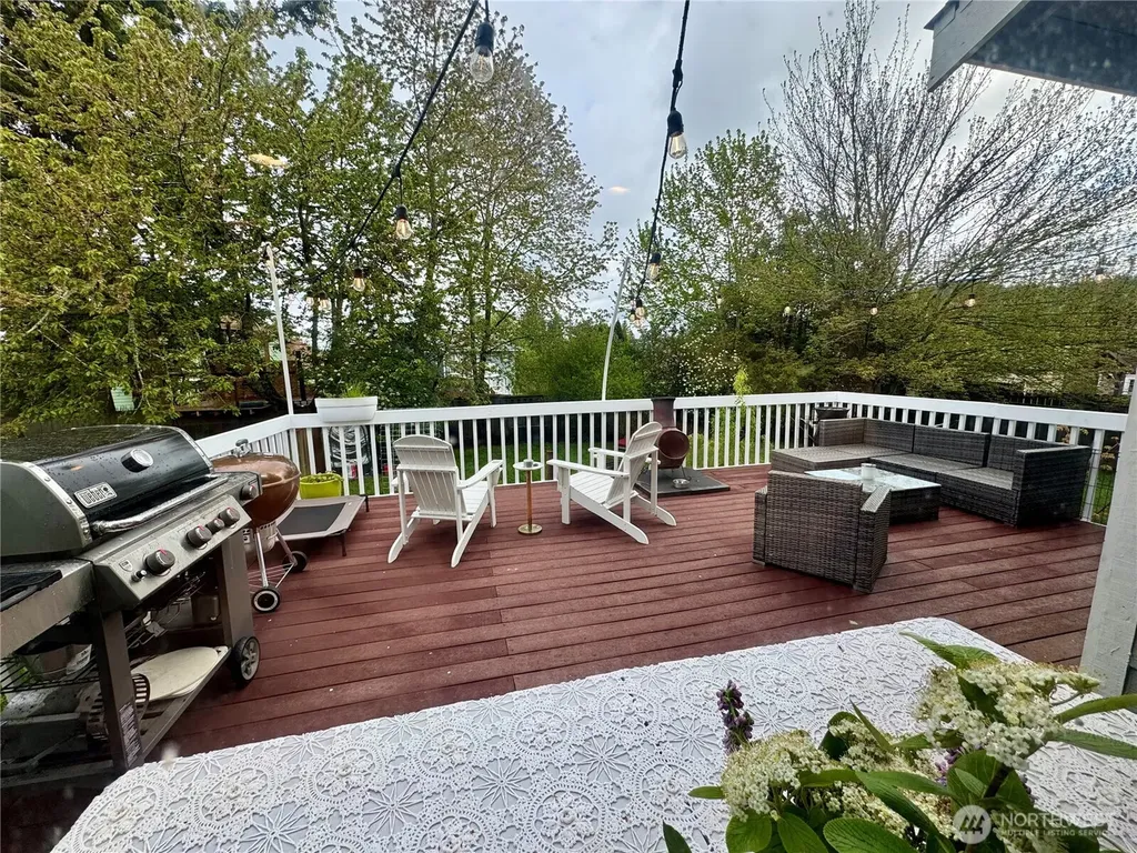 1326 Mcleod Road Bellingham WA 98226