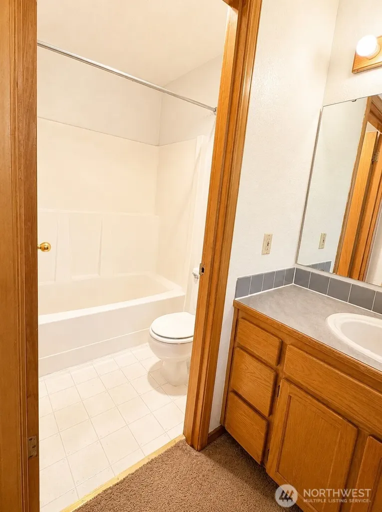 1326 Mcleod Road Bellingham WA 98226
