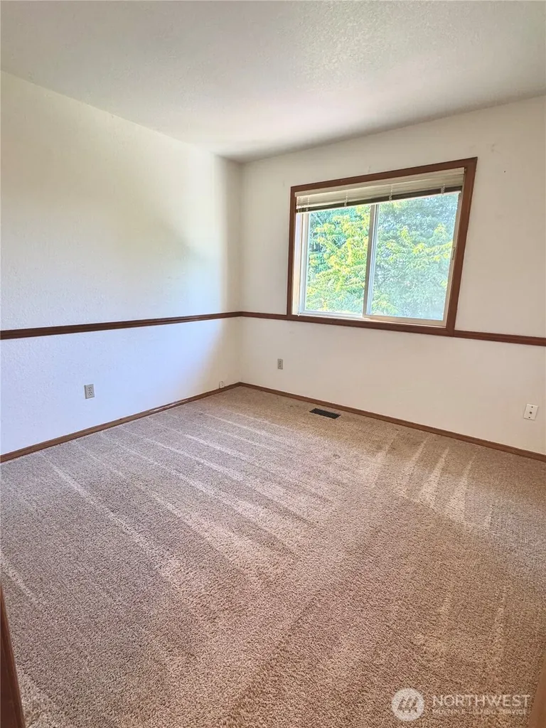 1326 Mcleod Road Bellingham WA 98226