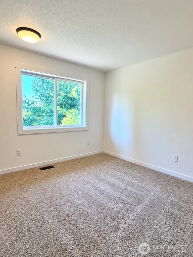 1326 Mcleod Road Bellingham WA 98226