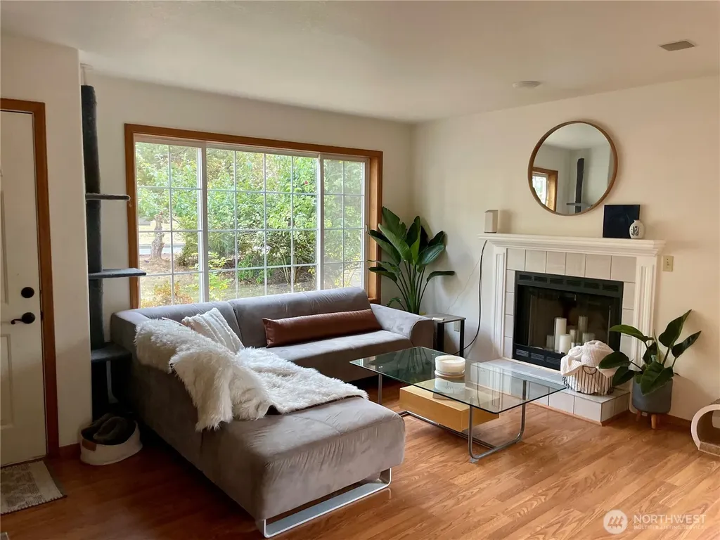 1326 Mcleod Road Bellingham WA 98226