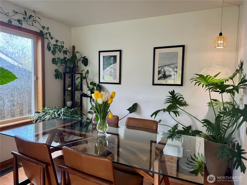 1326 Mcleod Road Bellingham WA 98226