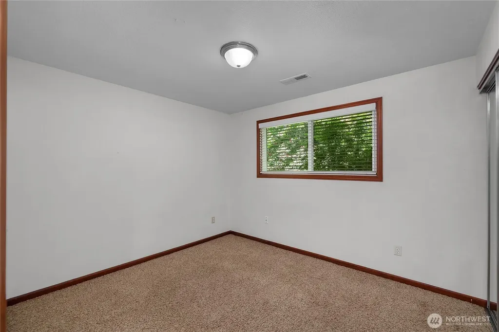2015 8th Court SW Olympia WA 98502